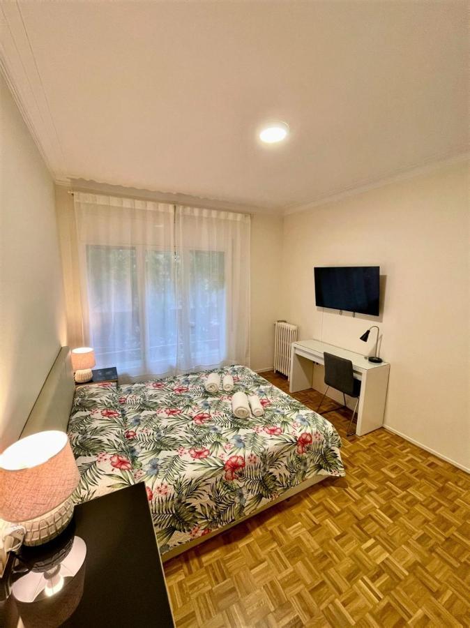 Villarroel Habitaciones 바르셀로나 외부 사진