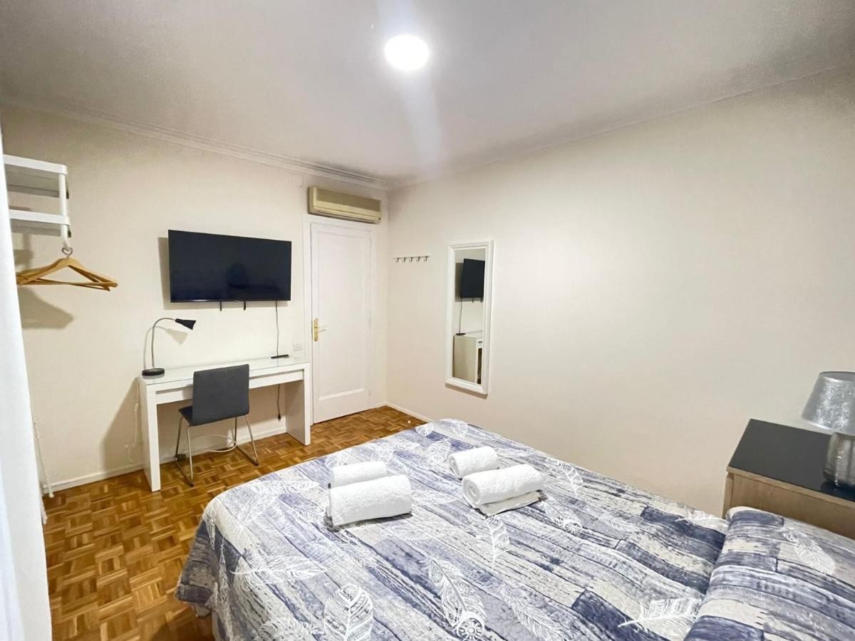 Villarroel Habitaciones 바르셀로나 외부 사진