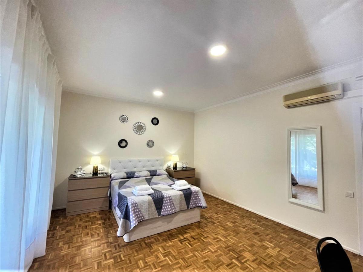 Villarroel Habitaciones 바르셀로나 외부 사진