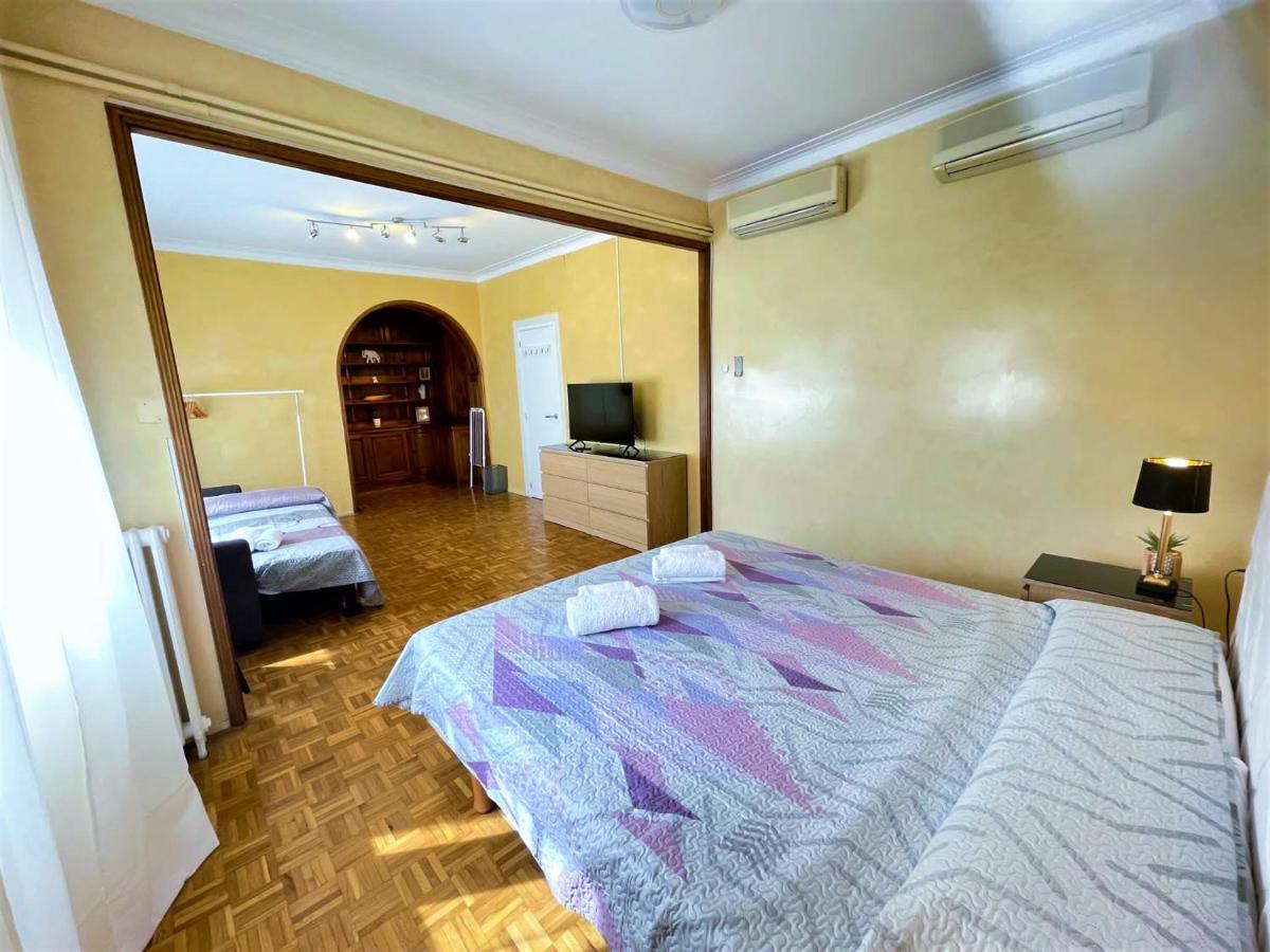 Villarroel Habitaciones 바르셀로나 외부 사진