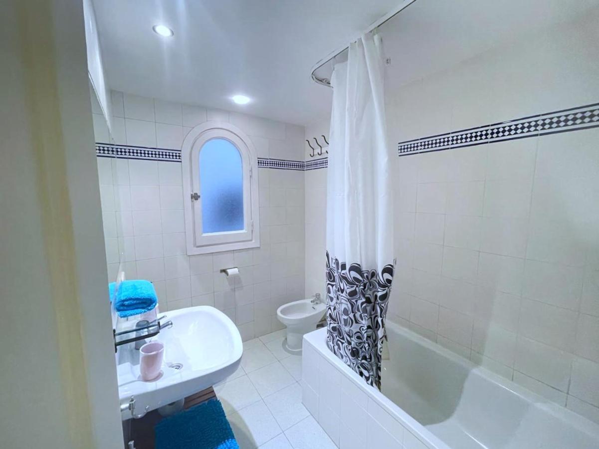 Villarroel Habitaciones 바르셀로나 외부 사진